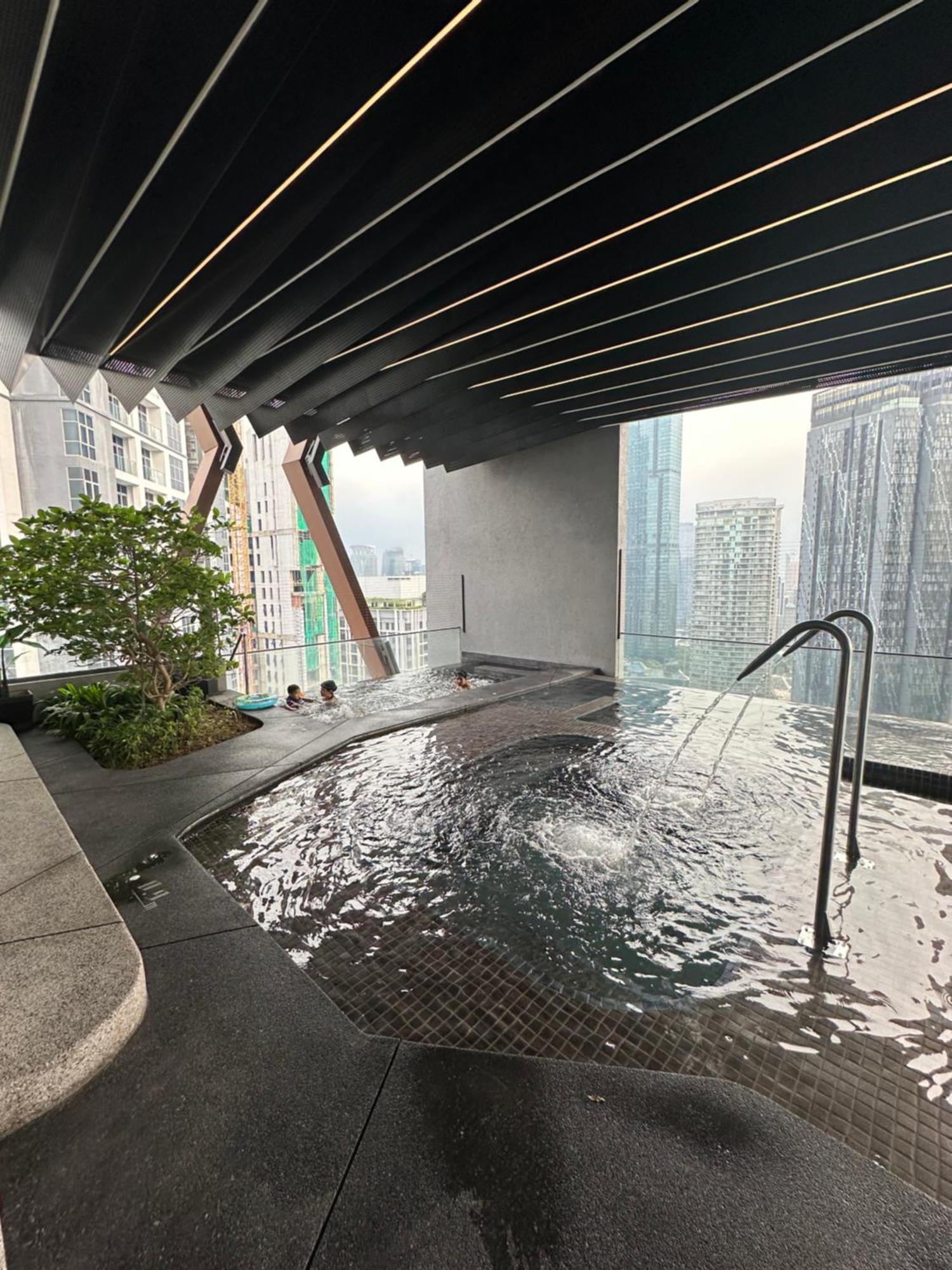Skyline Homes By Scarletz Suites Klcc Kuala Lumpur Zewnętrze zdjęcie